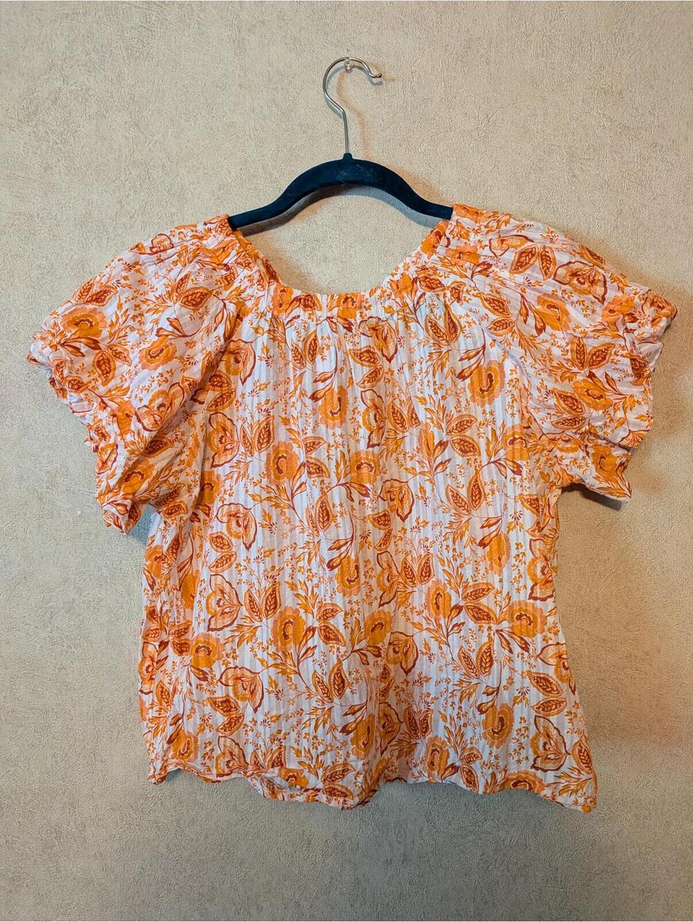 JENNIFER & GRACE orange white floral blouse sz S
